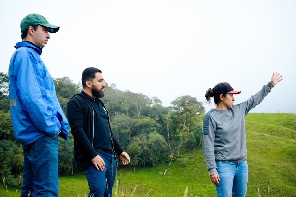 Cortolima visitó Santa Isabel, luego de que habitante reportaran la posible presencia de un puma