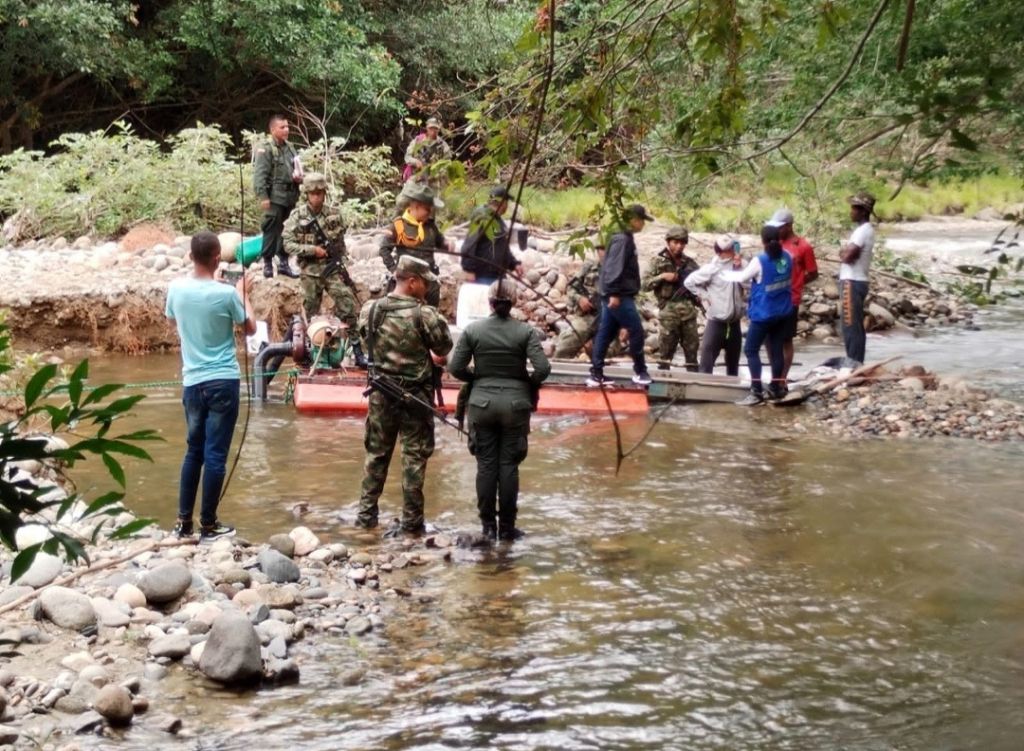 Tres personas capturadas en flagrancia por extracción de oro en el municipio de Venadillo