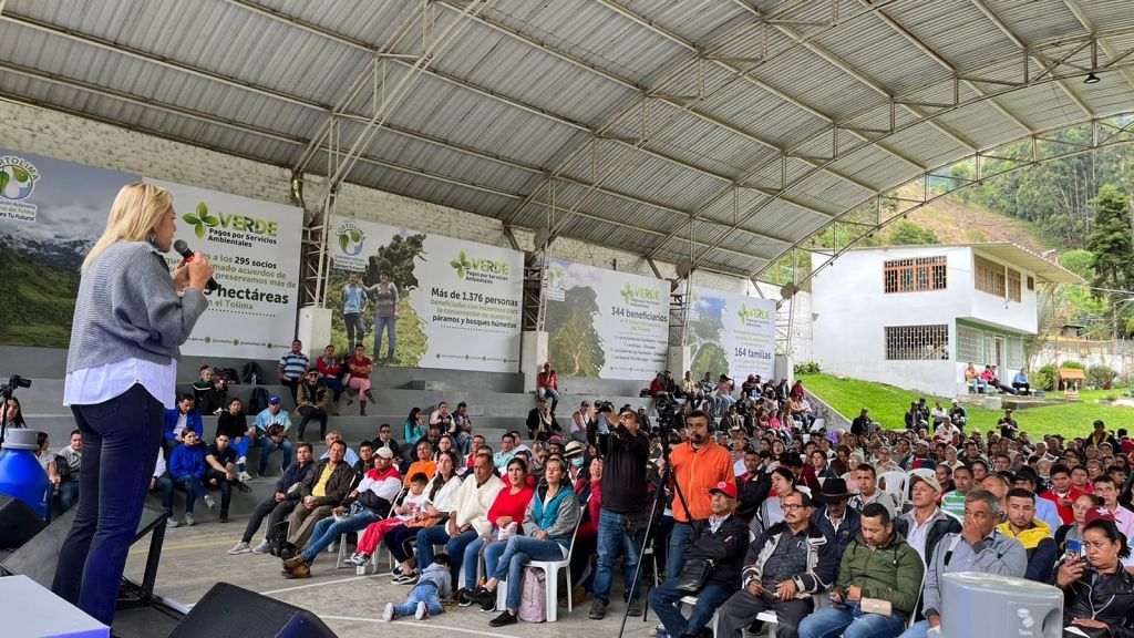 Cortolima entregó en Anaime incentivos de Pago por Servicios Ambientales a 164 familias