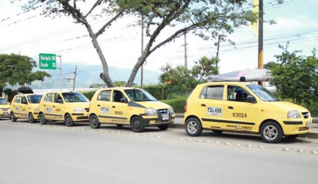 Taxistas, presentan lista de peticiones a la alcaldía de Ibagué