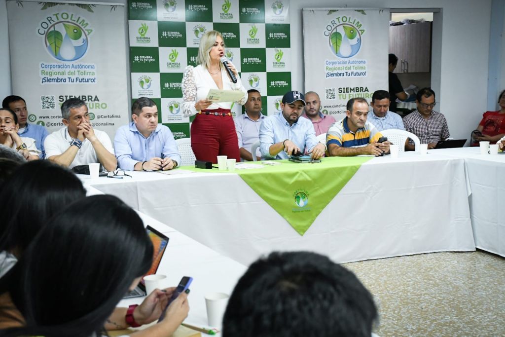 Directora de Cortolima anunció alivios tributarios para los municipios en materia ambiental