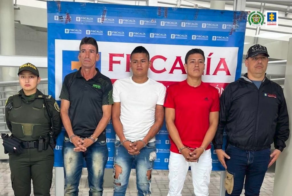 Pedían a sus contactos, fotos desnudos, para luego extorsionarlos