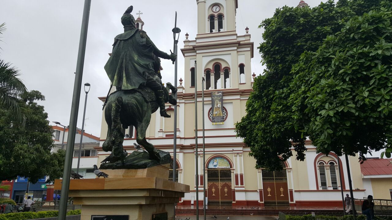 Alcaldía de el Espinal trabajando para la familia en el mes de octubre