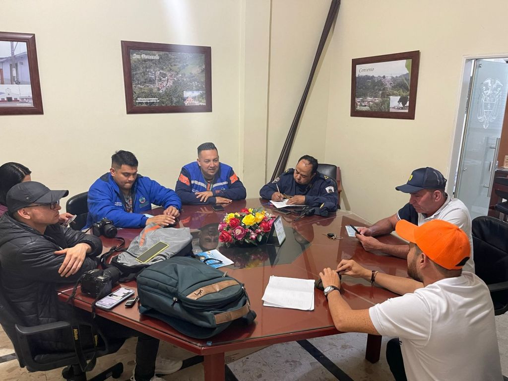 Gobernación del Tolima realizó visita de inspección a municipios más cercanos al volcán nevado del Ruiz