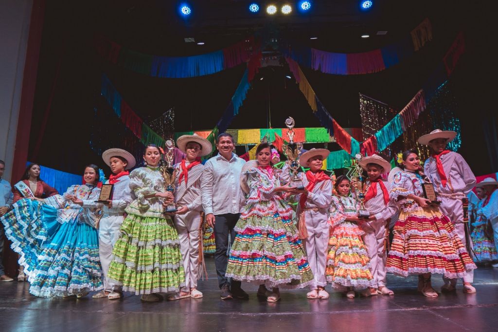 Niños representantes de la Colonia Tolimense ganaron el Concurso Departamental de Danza "Inés Rojas Luna"