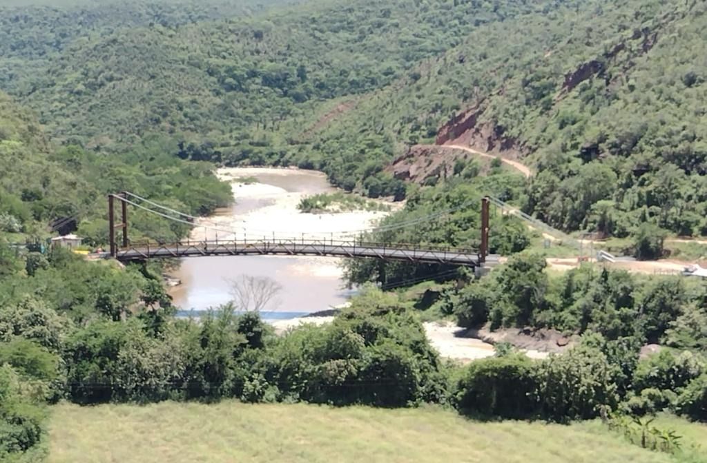 Con la entrega del Puente Las Delicias entre Alpujarra y Baraya, se reconectan el Tolima y el Huila