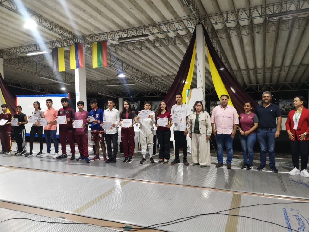 Liga de Esgrima del Tolima recibió certificados en competencia laboral por parte del SENA