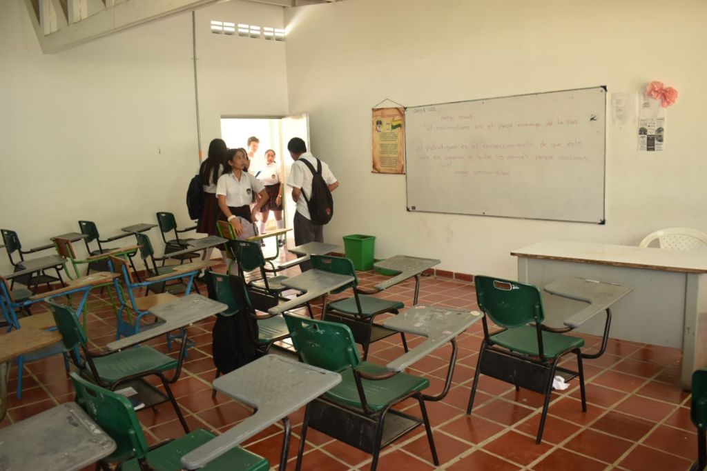 Suspenden clases en colegios de Ibagué, por paro de transportadores