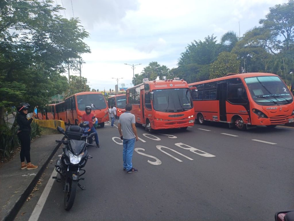 Por Paro de transportadores en Ibagué, la economía comienza a tambalear