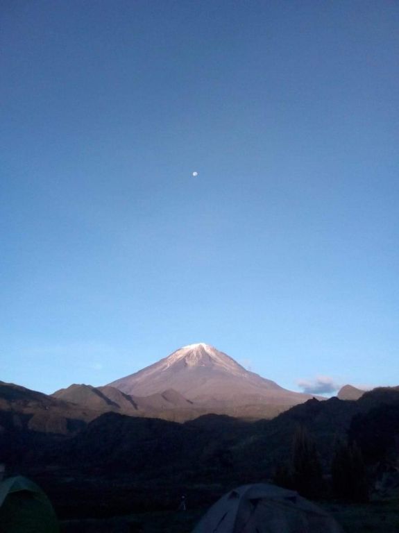 El Nevado del Tolima,  la  Cordillera Central de los Andes y la descripción del Cañon del Combeima aproximadamente en el año 1816 por Alejandro Von Humboldt.