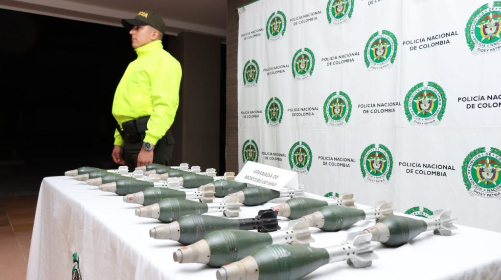 Las granadas qué fueron enviadas por correo certificado