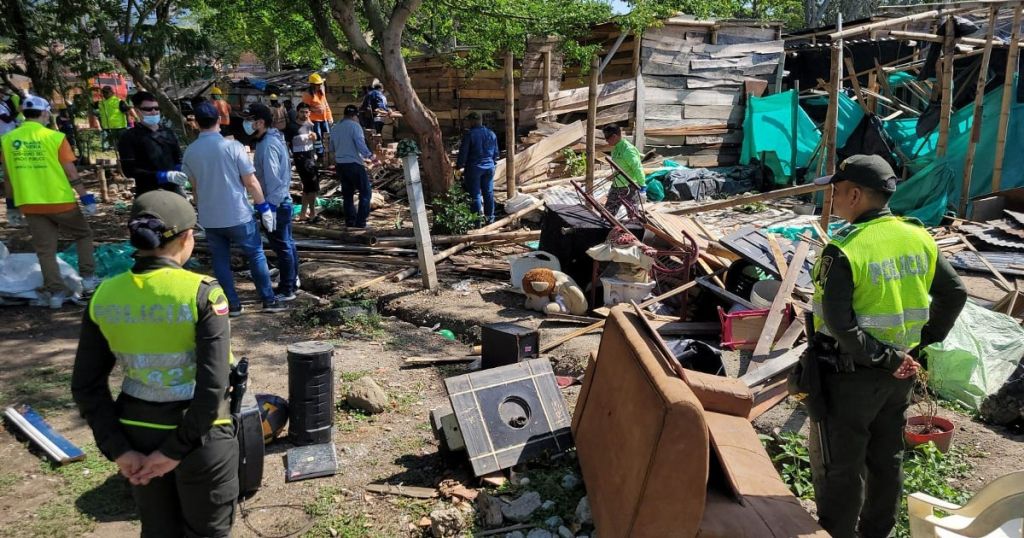 Sicario asesina una persona frente a unos policías, y así terminó la historia