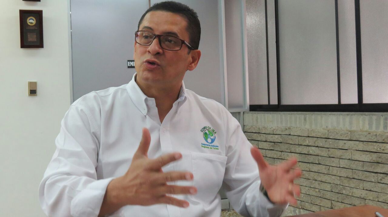 Director de Cortolima justificó escándalos en la entidad