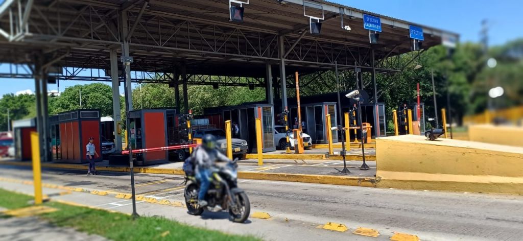 Transportadores en el Tolima, preparan protestas por alza en los  peajes
