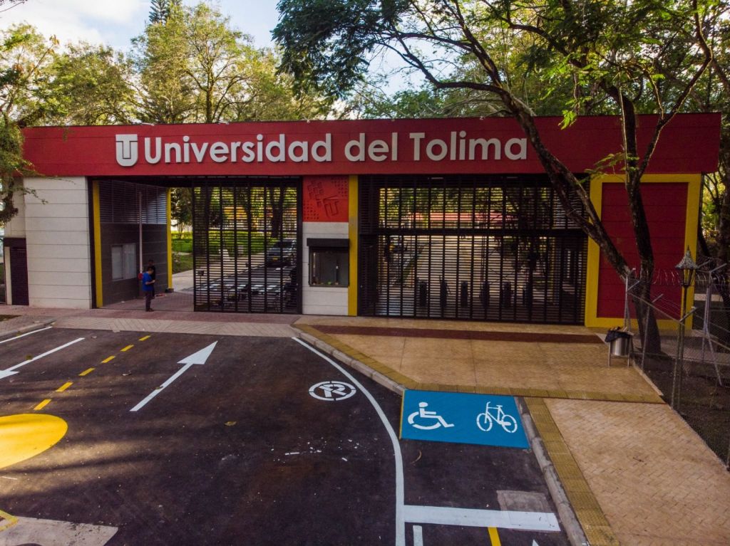 Denuncian negociado entre profesores de educación a distancia de la UT