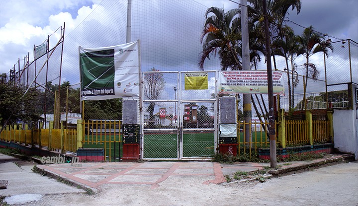 Abandonadas obras de las canchas del Jordán 3 etapa