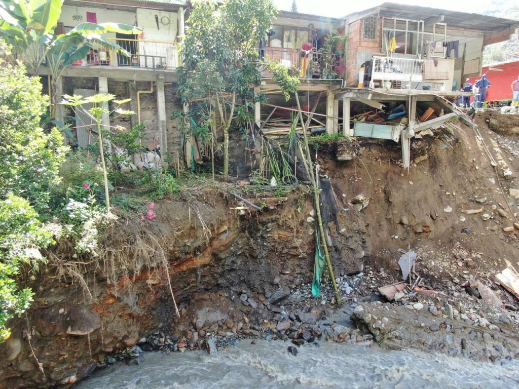 Cortolima sigue trabajando por las comunidades en la temporada de más lluvias