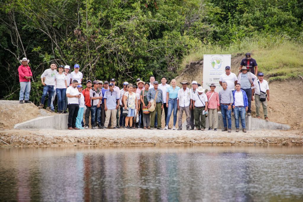 Cortolima entregó reservorio de aguas lluvias a resguardo indígena Palermo de Ortega