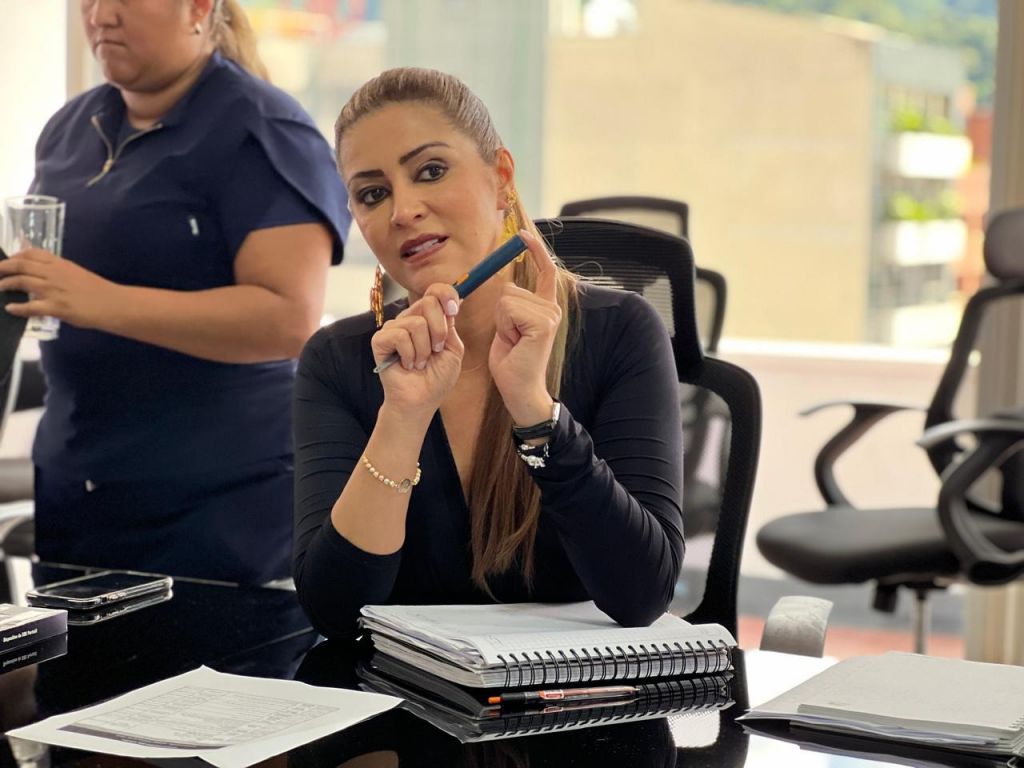 “Lo de Venezuela debe servirnos de reflexión profunda, de un espejo previsor para no caer en ello”: gobernadora Matiz en foro de Corficolombiana