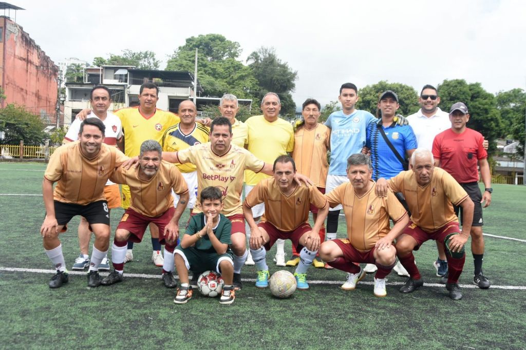 Las figuras del deporte nacional en la jornada del Futbolista Tolimense