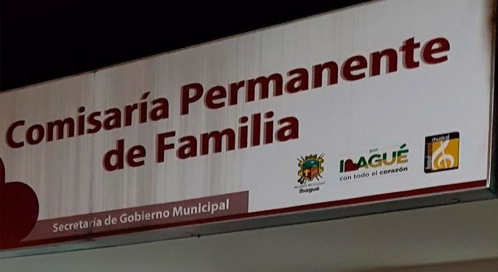 Comisario de familia, no atendió niños, luego que su madre fuera víctima de feminicidio: Denuncia