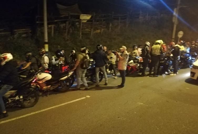 Frenan en seco los piques ilegales qué están haciendo en Ibagué