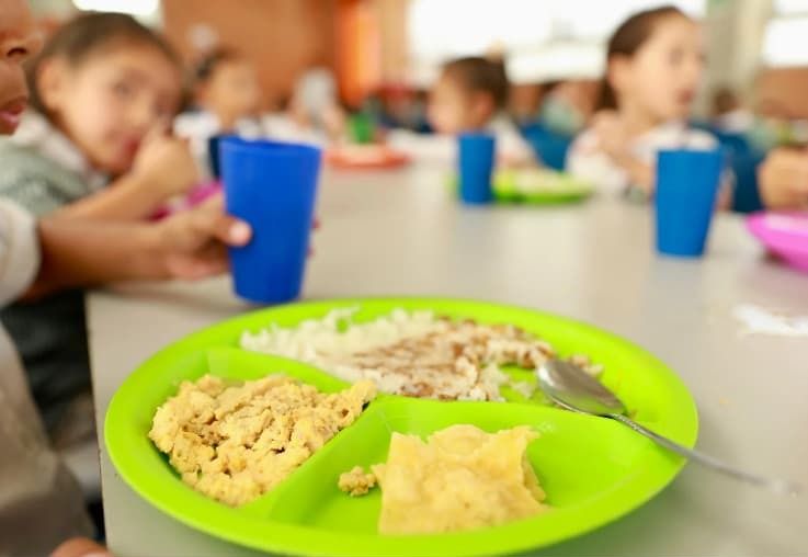 Gobernación busca cubrir recursos que el gobierno Petro, no envía para alimentar niños del Tolima