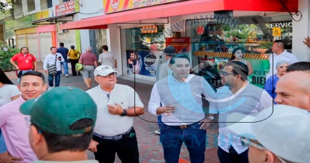 Empleado negó ser Hurtadista, para seguir en la alcaldía, pero una foto lo delató
