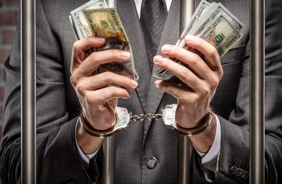 ¿Por qué a la gente le gusta elegir políticos con prontuario, o corruptos?