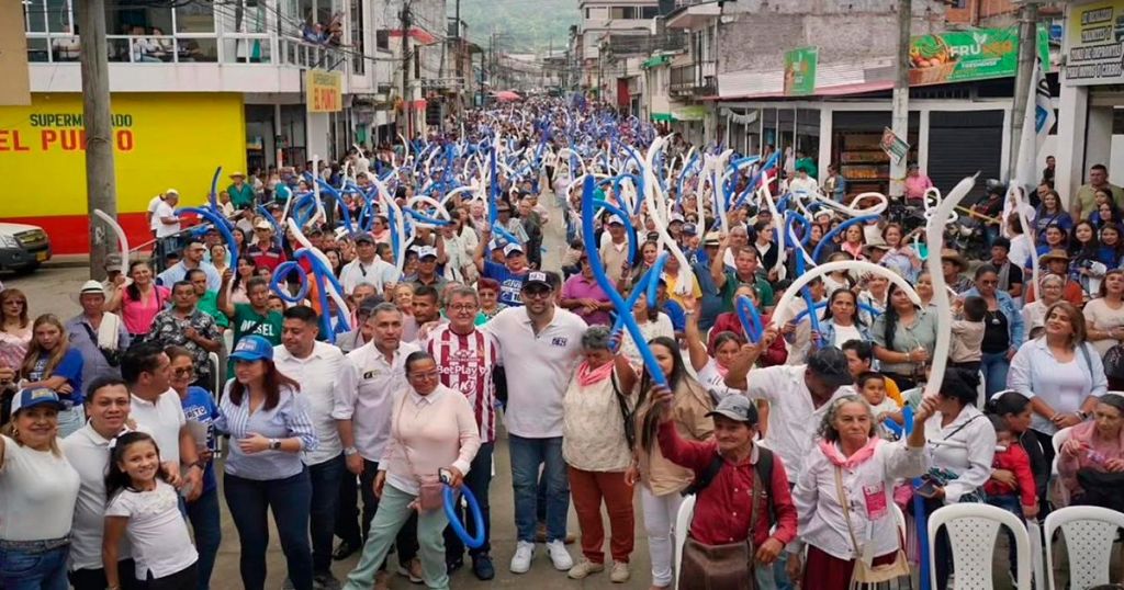 Fresno cerró filas en torno a la campaña al Senado de Santiago Barreto C25