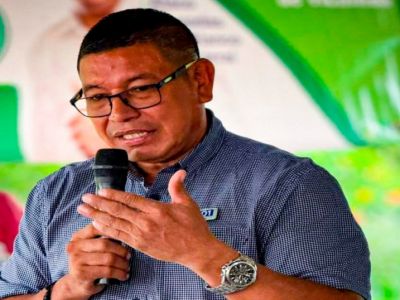 Engañando gente, pretende llegar al congreso. Las mentiras y líos de este candidato