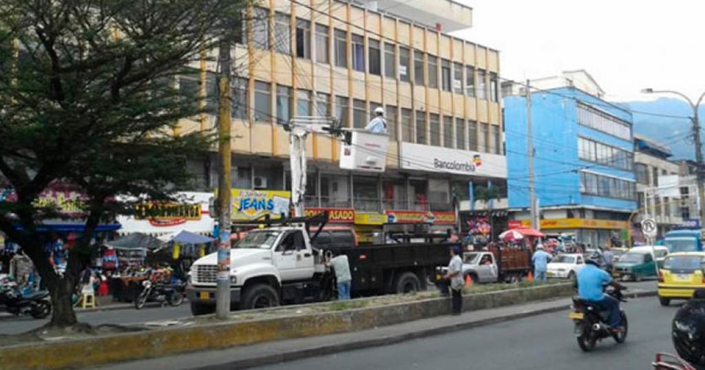 La Calle 15 de Ibagué: Del Día a la Noche, un Grito de Auxilio que Colombia Debe Escuchar
