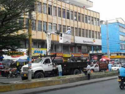 La Calle 15 de Ibagué: Del Día a la Noche, un Grito de Auxilio que Colombia Debe Escuchar