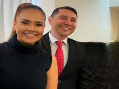 Hurtado, con Paloma y Abelardo, para zafarse de la inhabilidad de la Procuraduría