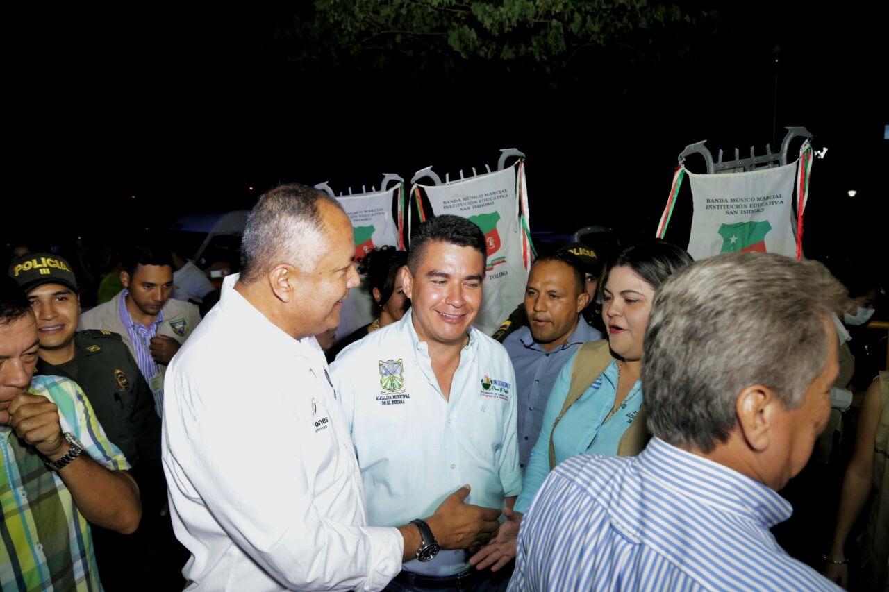 LA COMUNIDAD ESPINALUNA RECIBIÓ LA VISITA DEL GOBERNADOR DEL TOLIMA