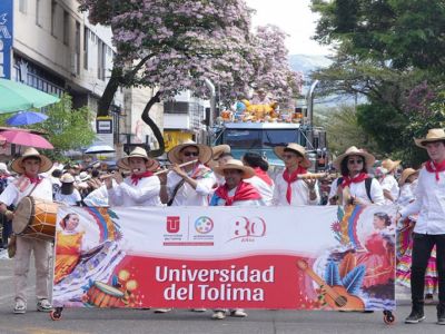 Con alegría, identidad y orgullo regional, la Universidad del Tolima brilló en el Desfile Nacional del Folclor