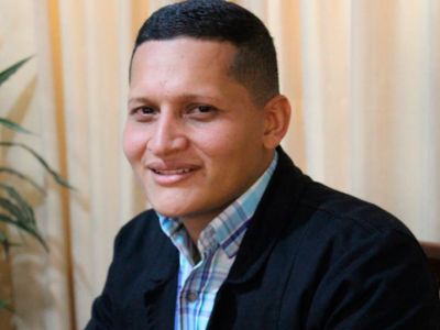 El Profesor que se volvió incómodo en la UT, y quieren sacarlo como sea