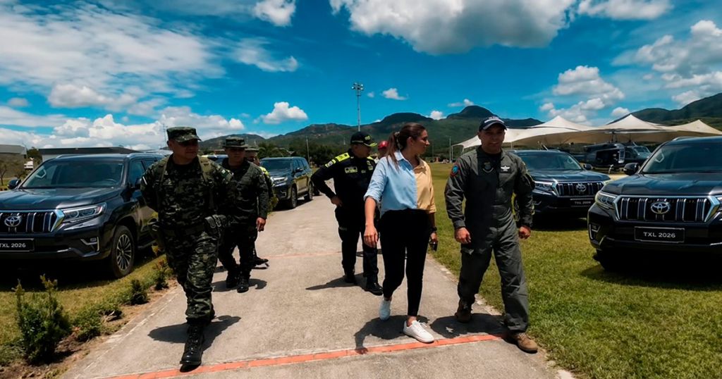 Alquiler de carros blindados en la Gobernación del Tolima, un negocio que huele feo