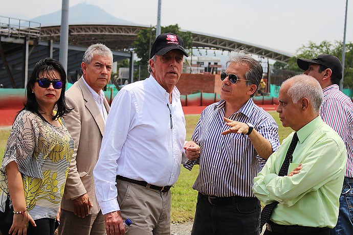 El presidente Santos, no cree que el Tolima haga los juegos Nacionales, alertó a Cali, para que los asuma