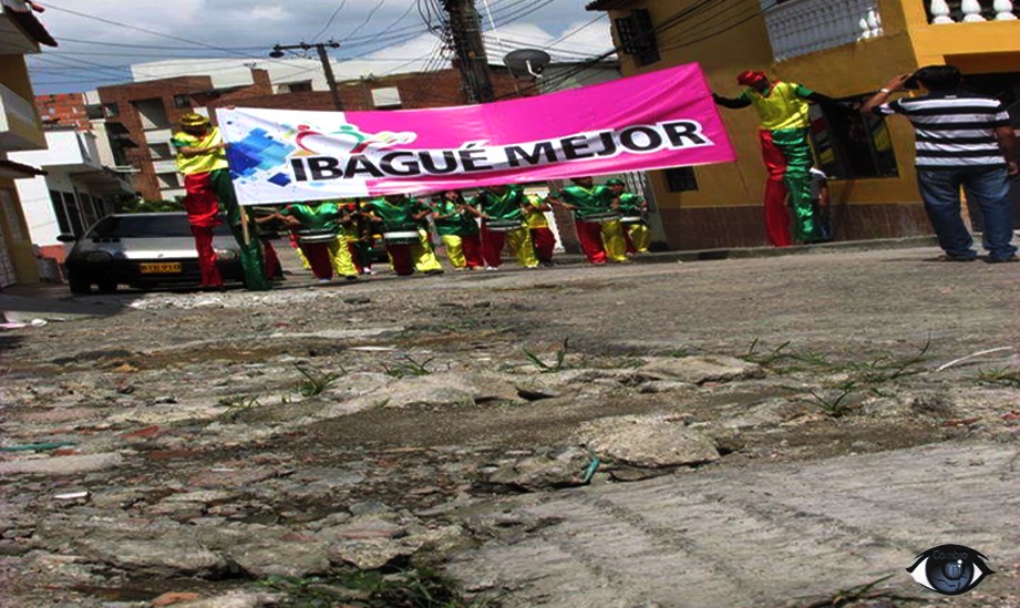 La mala hora de Luis H. Lo chiflaron en plena inauguración de unas obras