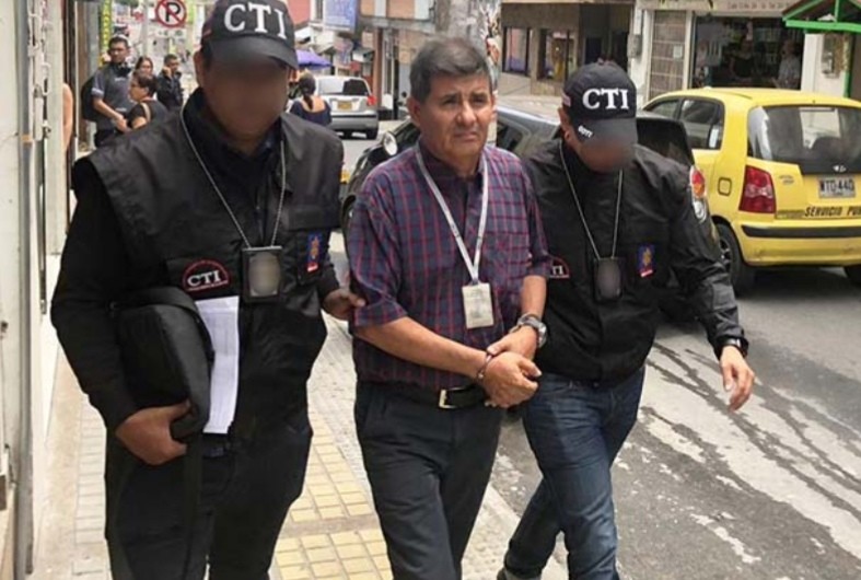 Extra: capturan funcionario del IGAC Ibagué por pedir plata