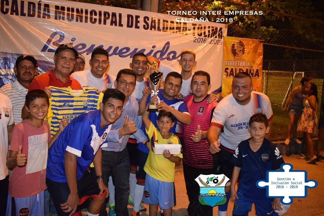 Éxito total de torneo empresarial en Saldaña