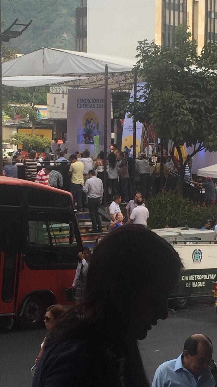 Alcaldía habría presionado asistencia al Murillo Toro