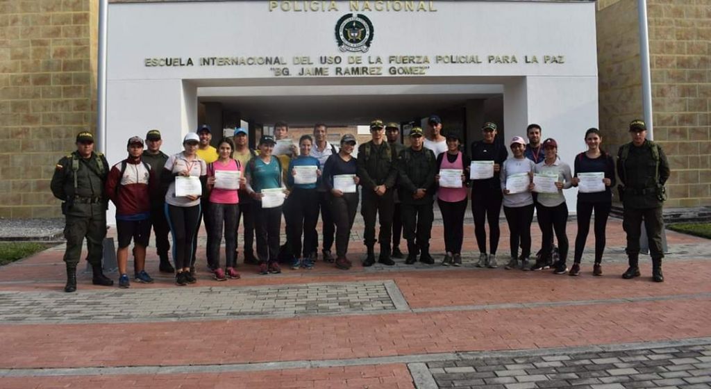 Dejan sus actividades deportivas para convertirse en héroes un día