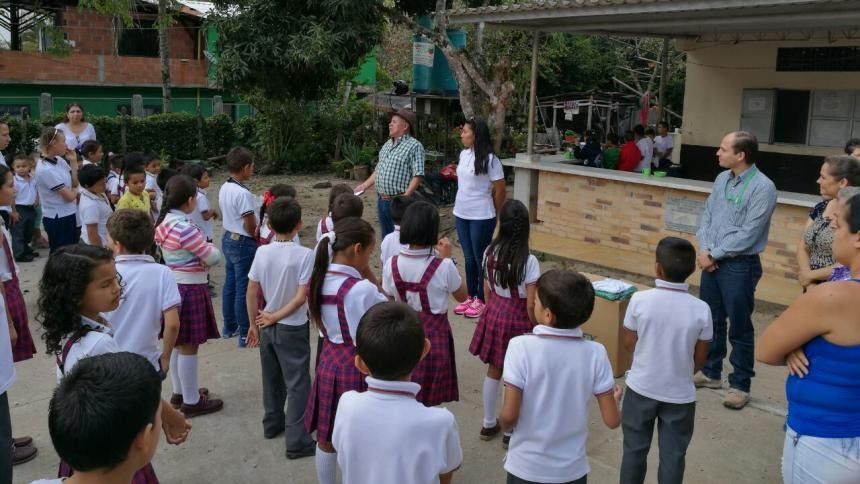 La mala alimentación de los niños en colegios de Ibagué