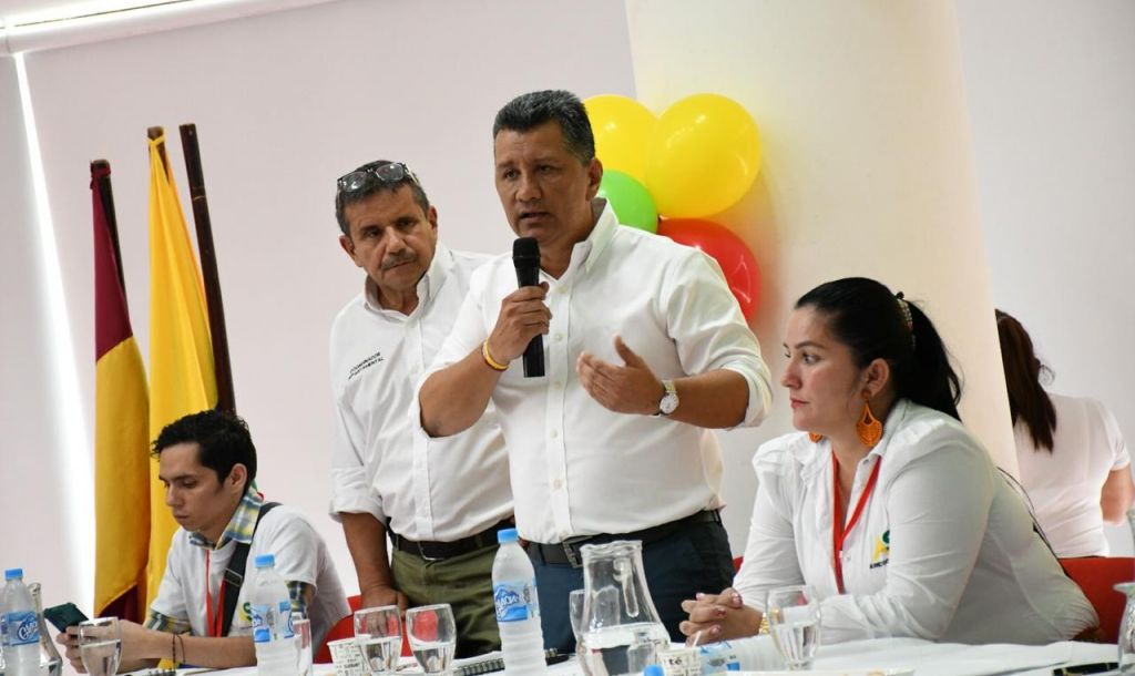 División en la ASI, por apoyo de Orozco, a la gobernación del Tolima
