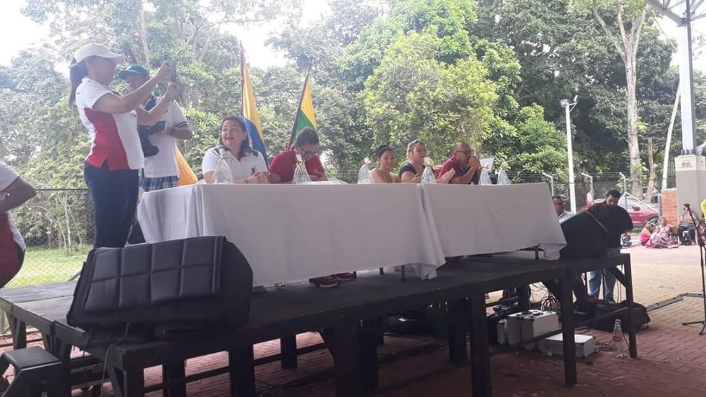 Fuerte choque entre docentes y secretaria de educación de Ibagué