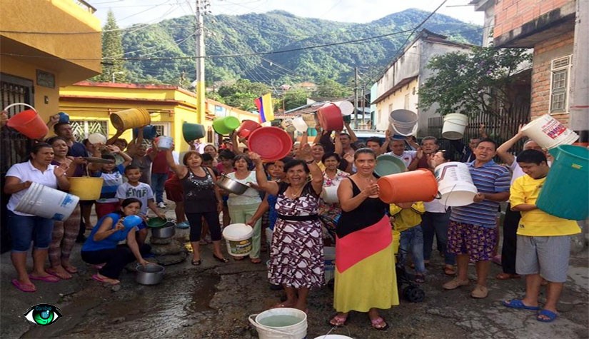 Hace 3 meses agua limpia se riega en un Barrio, IBAL no hace nada