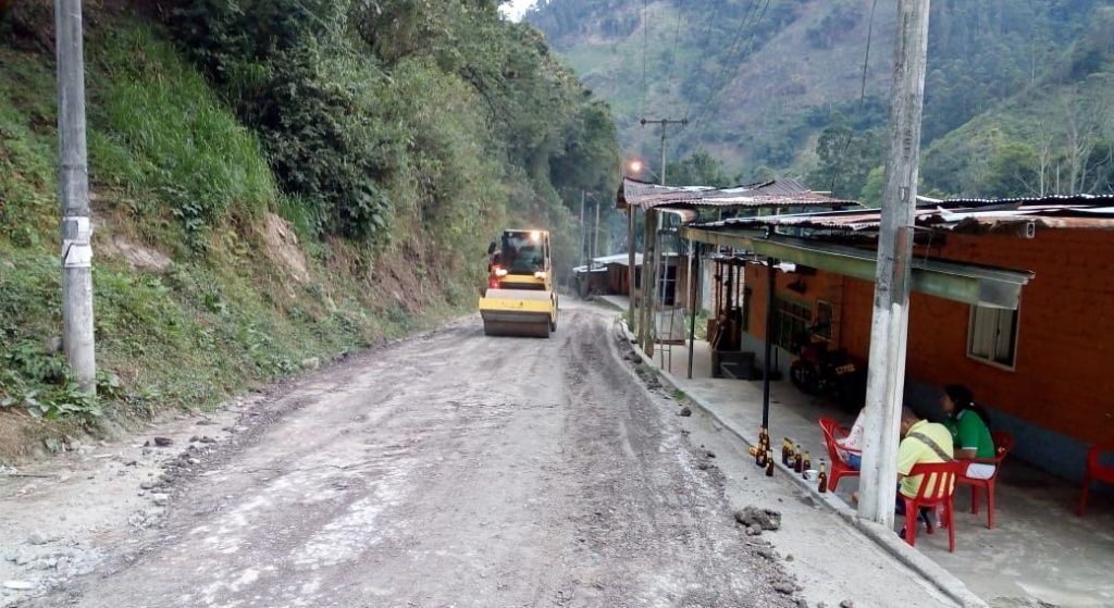 Vía al nevado quedará como nueva, por cuenta de la gobernación