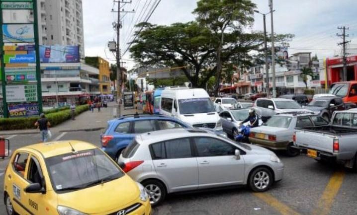 Decreto de pico y placa en Ibagué no es como soplar y hacer botellas